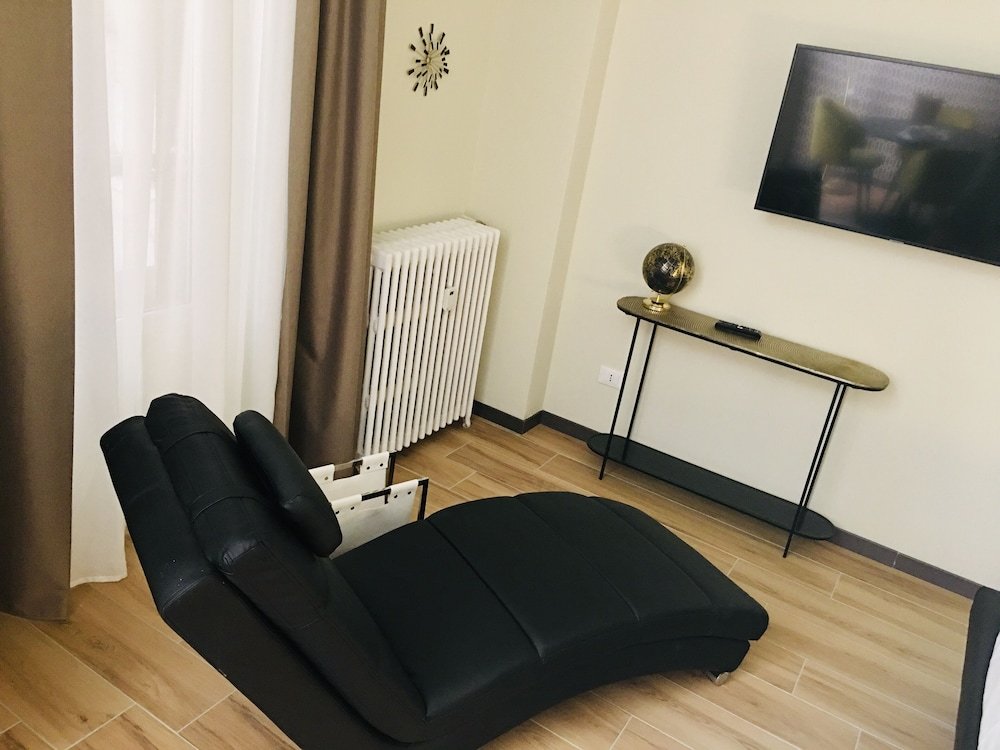 Фото Intomilan Aparthotel nel cuore di Milano