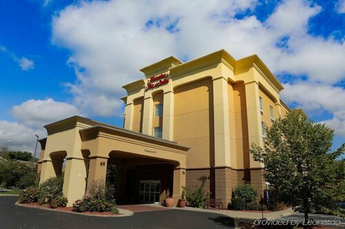 Гостиница Hampton Inn & Suites Greenfield