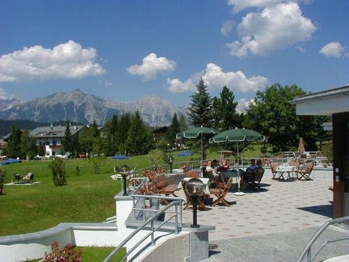 Фото отеля 2