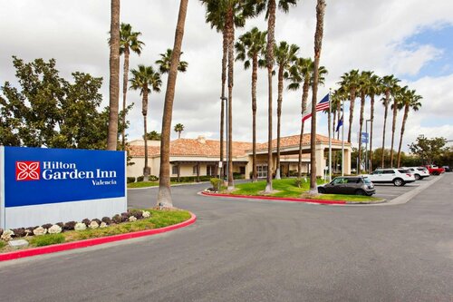 Гостиница Hilton Garden Inn Valencia Six Flags в Санта-Кларите