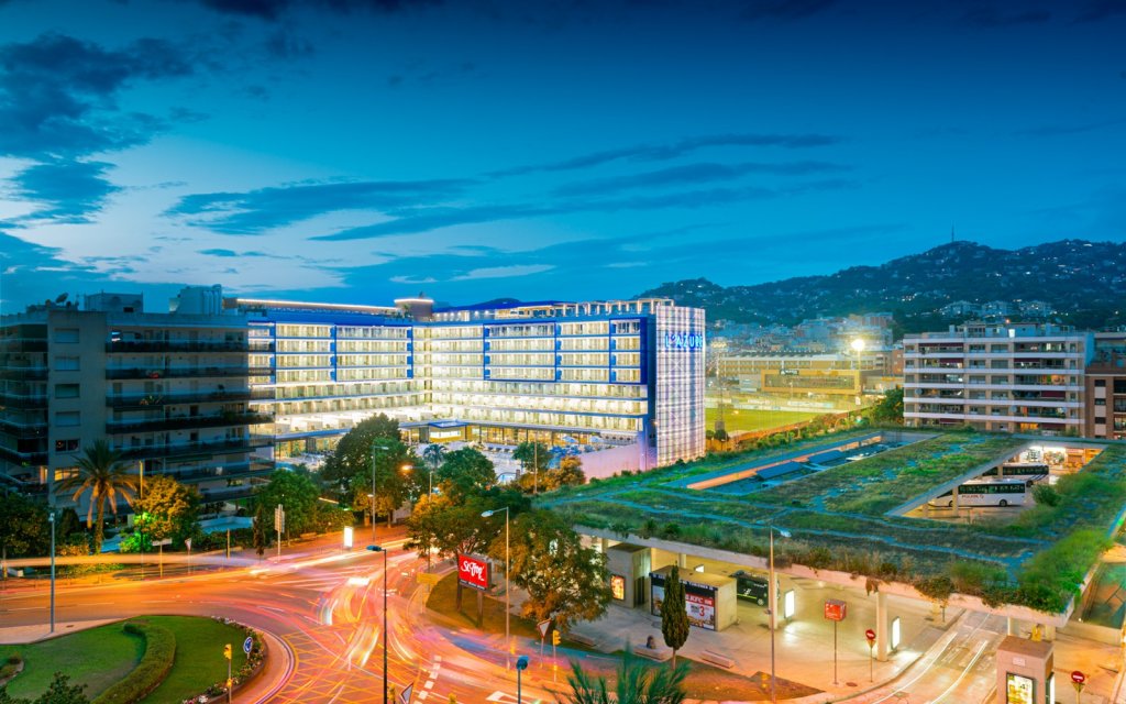 Фото L’Azure Hotel