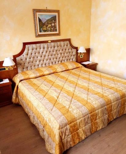 Фото 13516018176