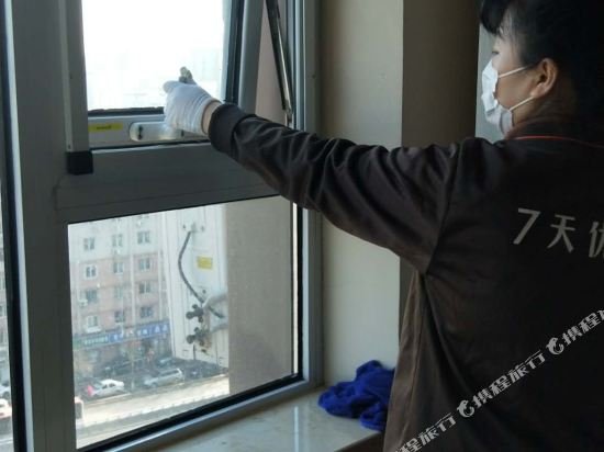 Фото 7 Days Premium Hotel