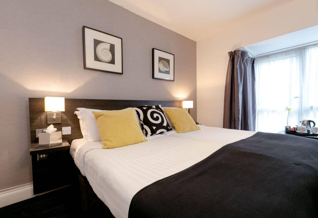 Фото Croft Court Hotel