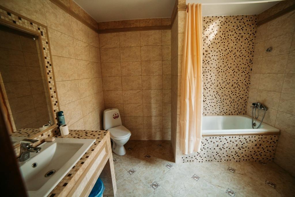 Фото Ezera Park Hotel