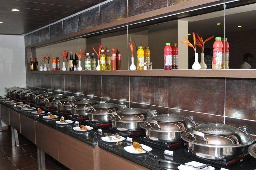 Фото Icon Select by Bhagini