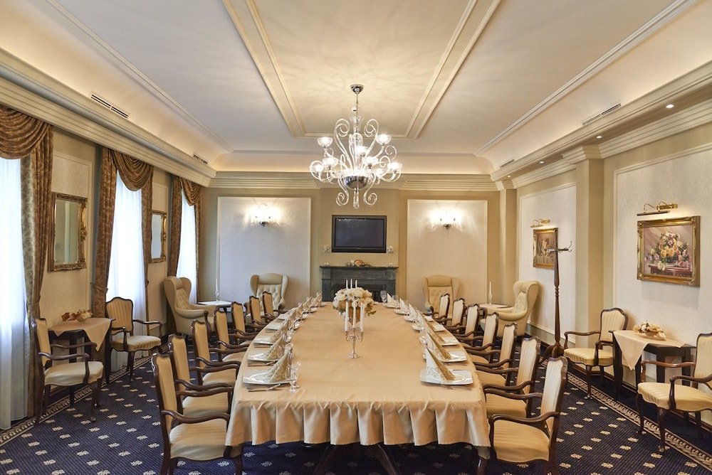 Фото Hotel Stefanik