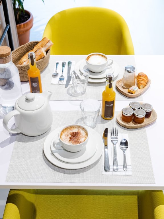 Фото Deskopolitan House