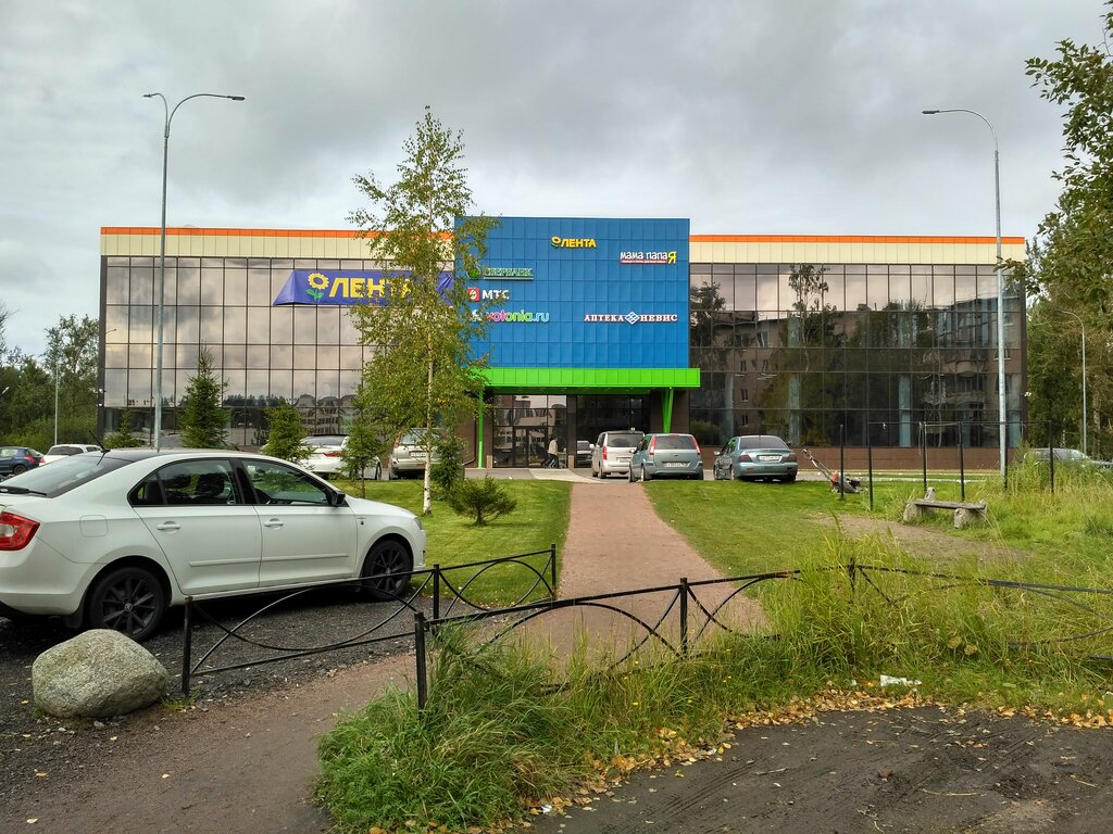 Supermarket Super Lenta, Lomonosov, photo