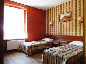 У Петропавловской крепости