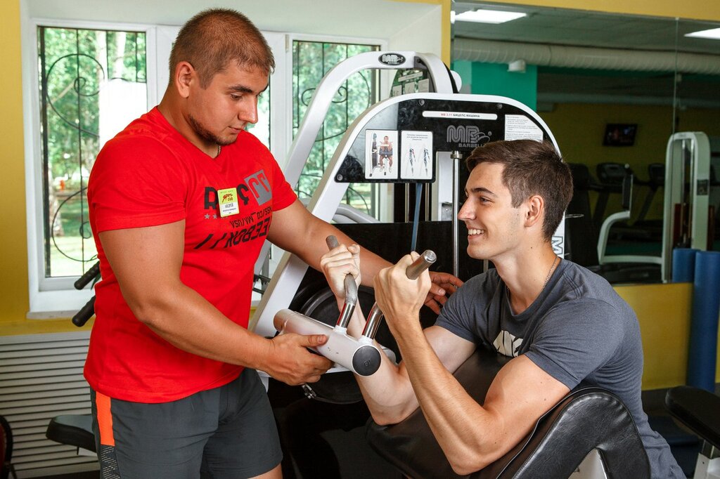 Фитнес клуб звездный