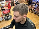 Вуаля (ulitsa 30 let Pobedy, 47), barber shop