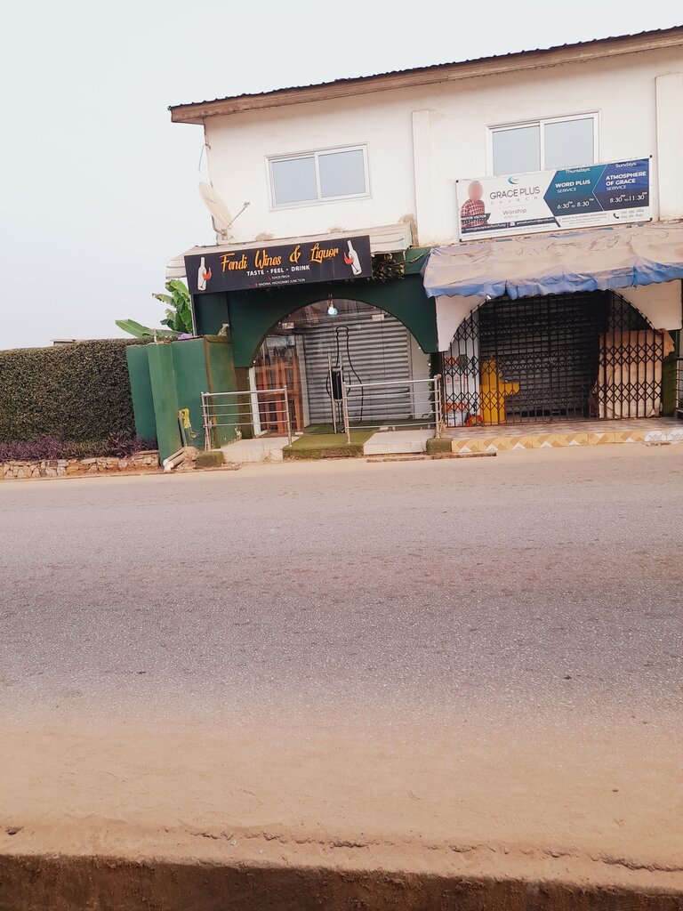 Restaurant Fendi Wines and Liquor, Earth, photo