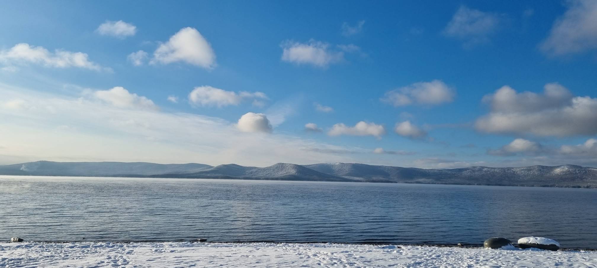 Фото Дом у озера