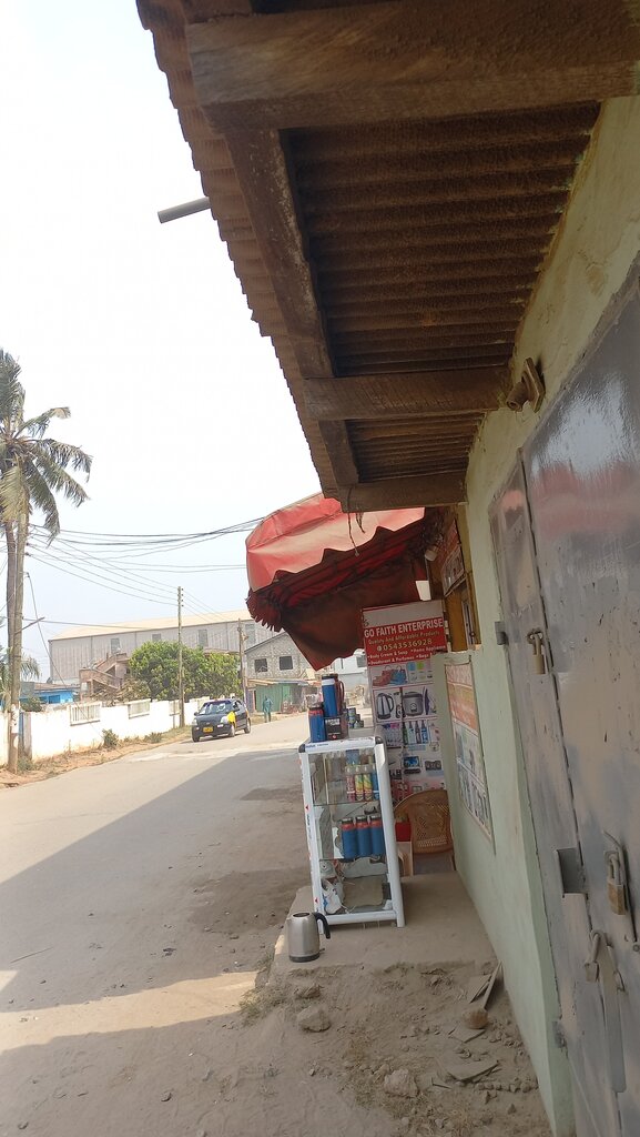 Perfume and cosmetics shop Go Faith Enterprise, Accra, photo