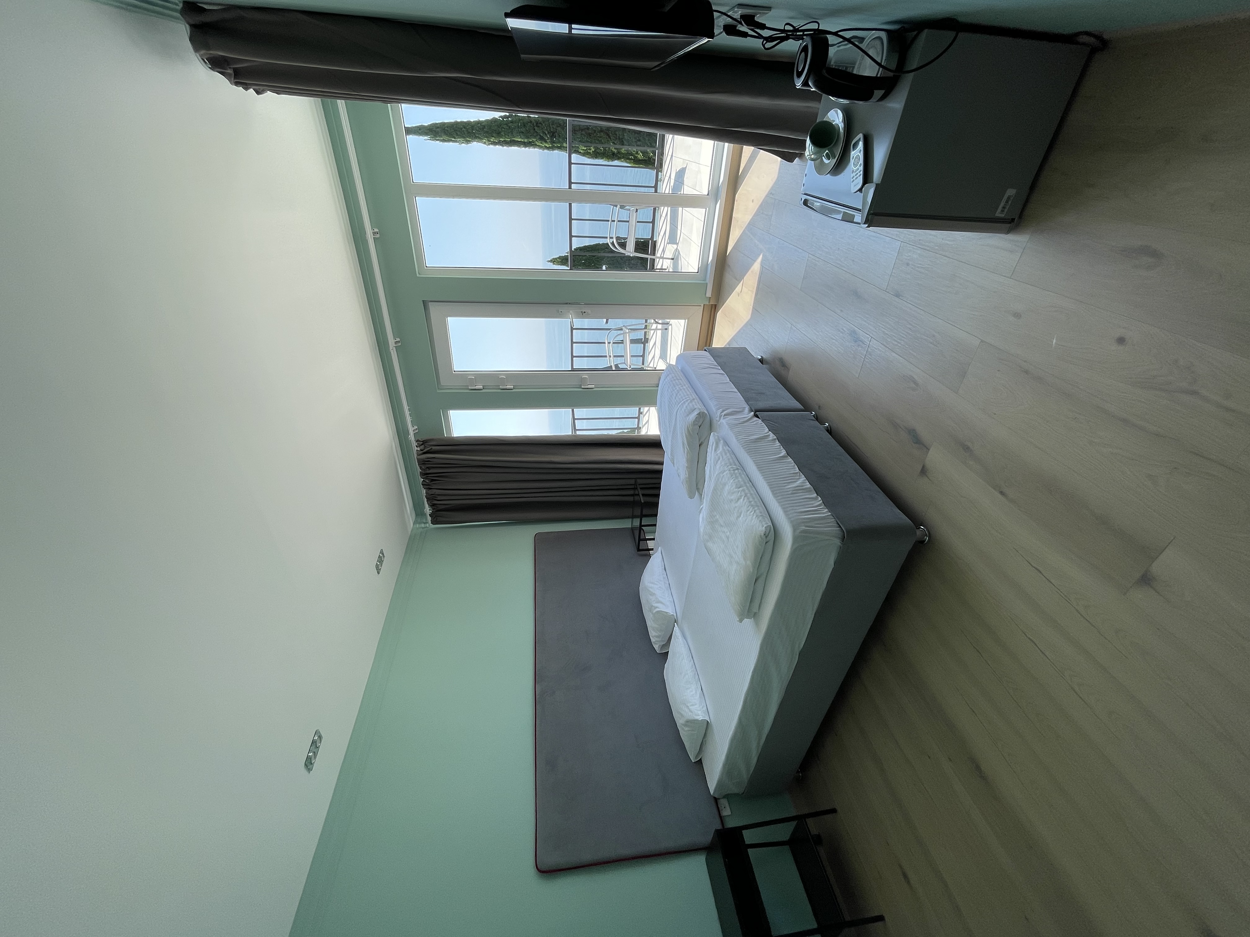 Фото Белый Сад