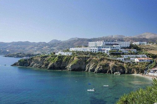 Внешний вид отеля Отель Peninsula Resort & SPA в Муниципальной единице Газиу, фото 1