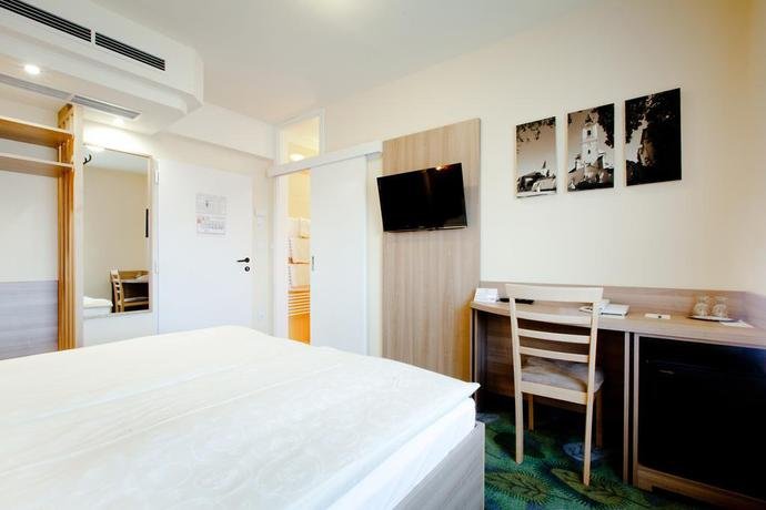 Фото Aranyhomok Business-City-Wellness Hotel