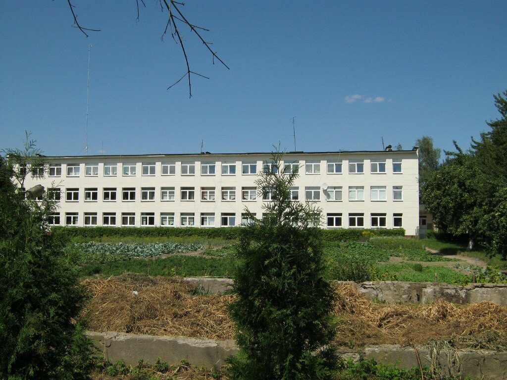 School Srednyaya shkola № 1, Minsk District, photo