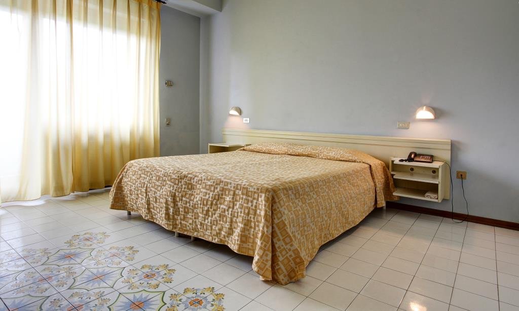 Фото Grand Hotel Don Juan