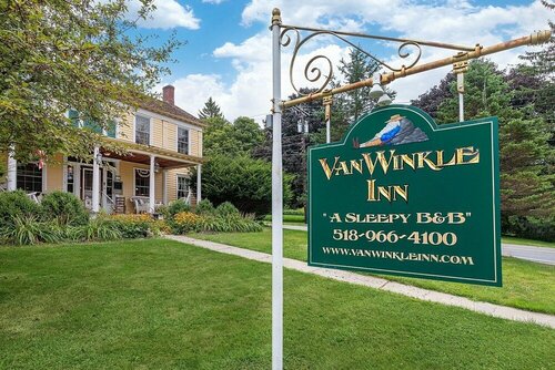 Гостиница Van Winkle Inn