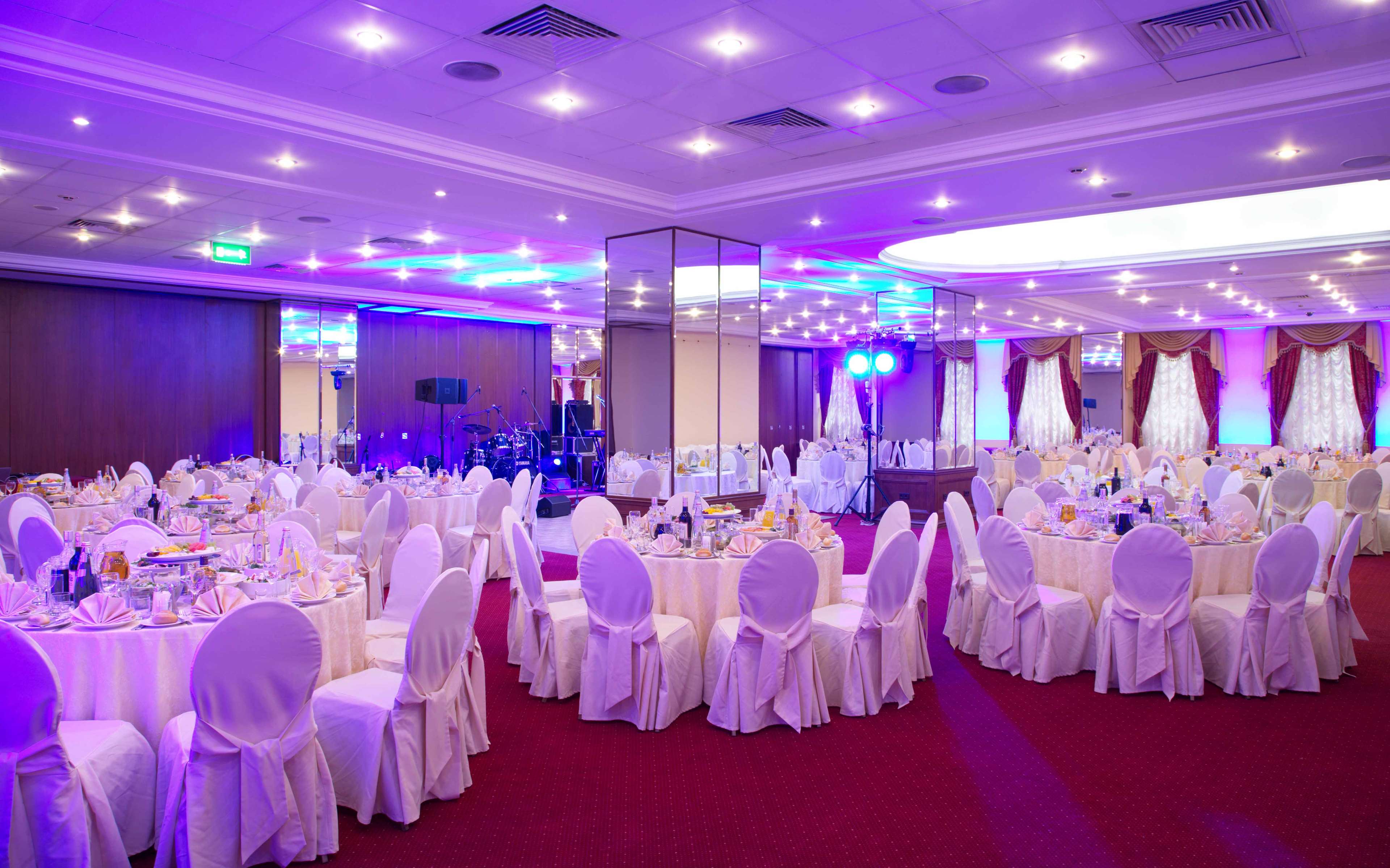 Фото Рэдиссон Славянская