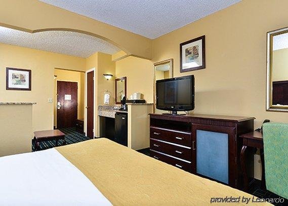 Фото Comfort Suites Sawgrass