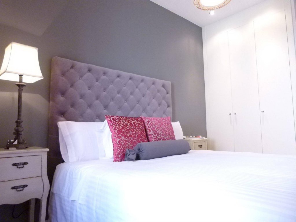 Фото Apartamentos Hospederia de los Reyes