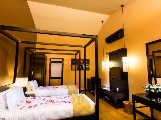 Фото The Beach House Goa