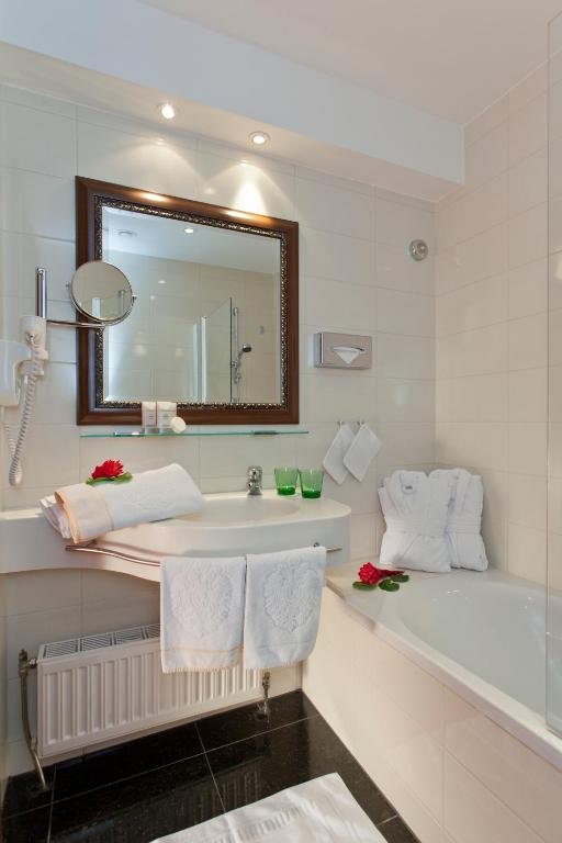 Фото Hotel Kaiserhof Wien