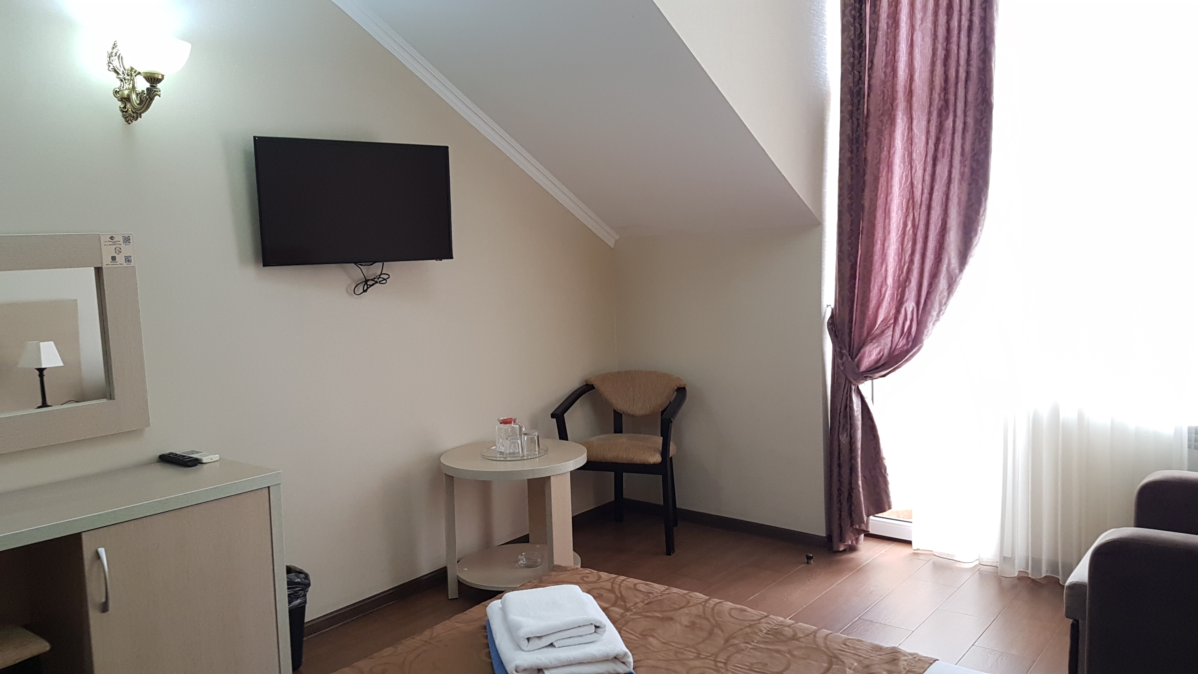 Фото Лазурное окно