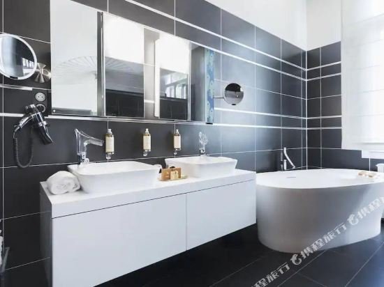 Фото Negrecoste Hôtel & SPA