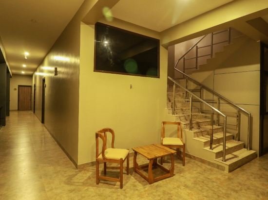 Фото Hotel The Cult