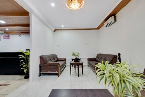 Гостиница Capital O 11148 Amethyst Business Hotel в Бангалоре