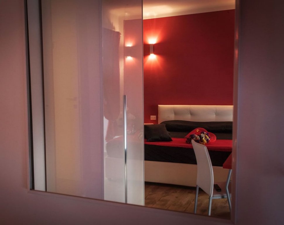 Фото Chroma Octho