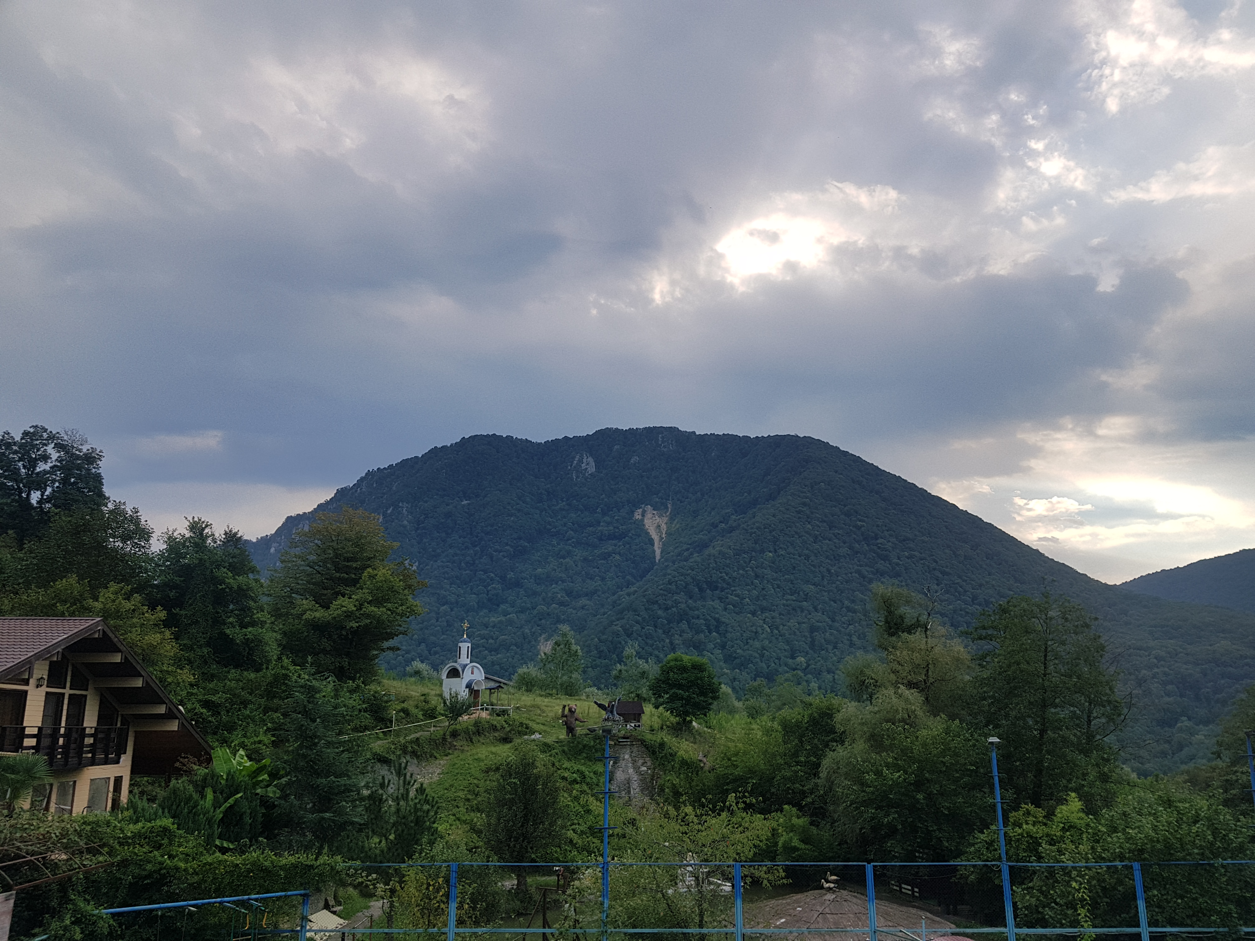 Фото Монастырская изба