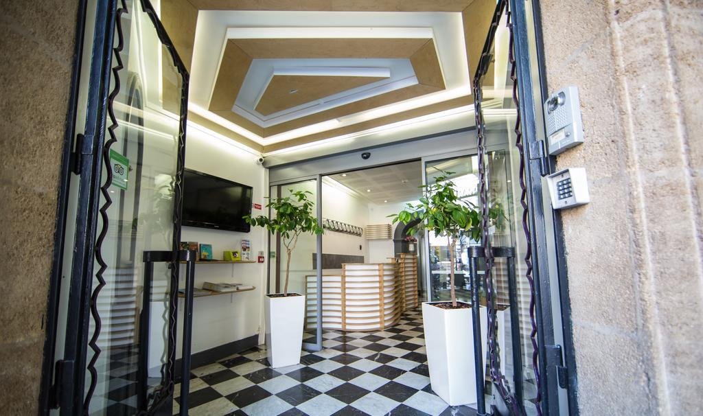 Фото Hôtel De France