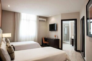 Гостиница HR Luxor Buenos Aires