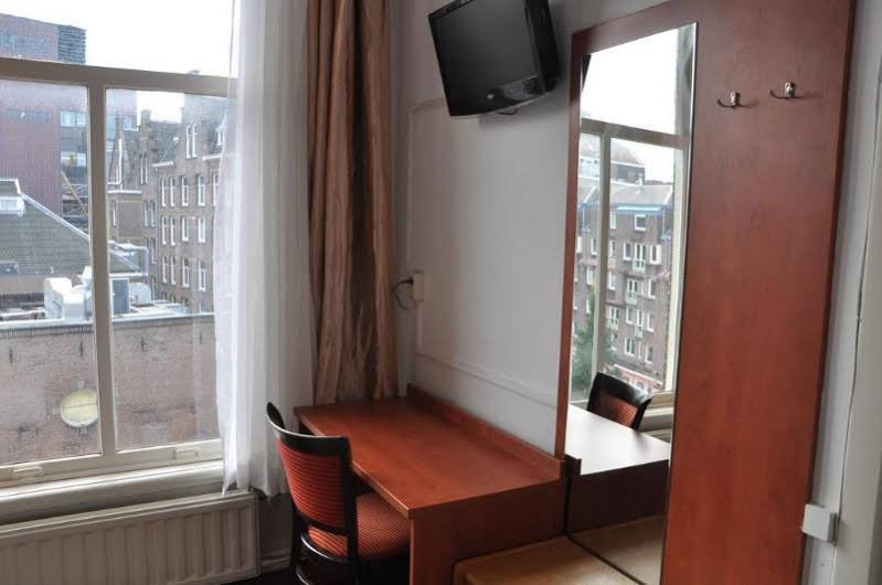 Фото Amsterdam Inn Hotel