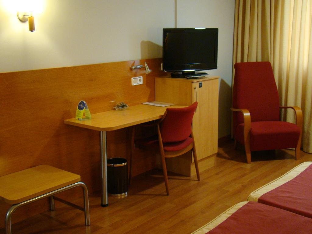 Фото Hotel Reconquista