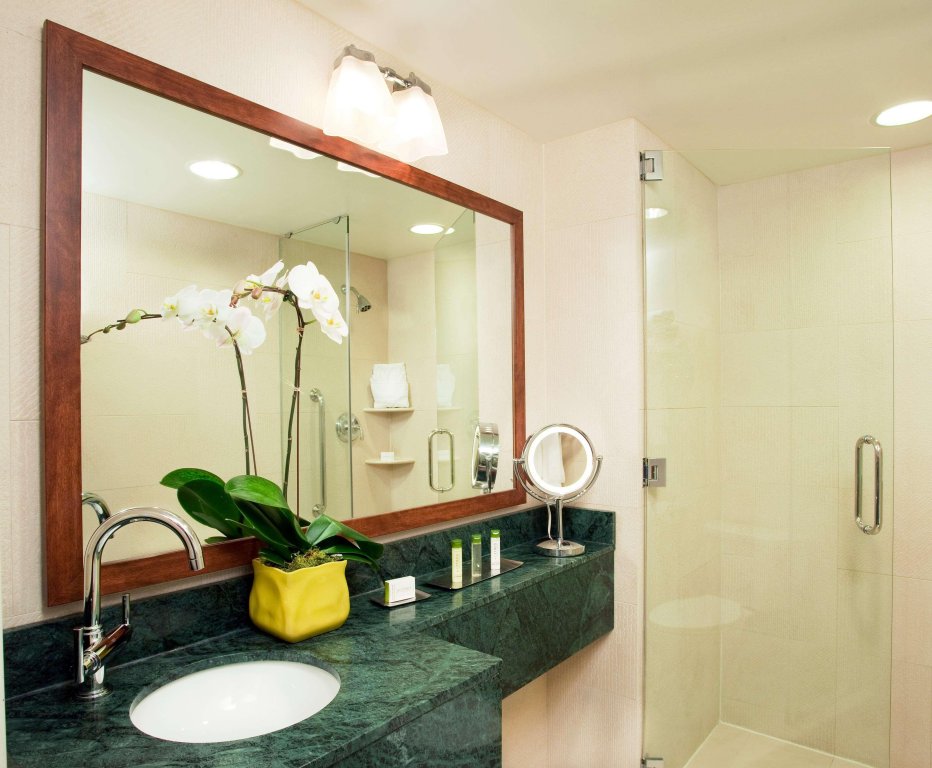 Фото Voco Times Square South New York