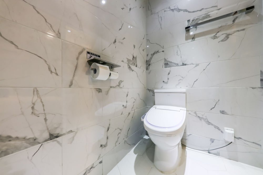 Фото Sintanjin Hotel Box Daejeon