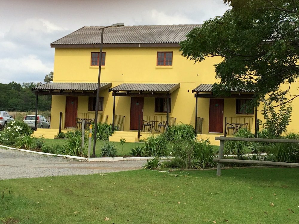 Hotel Cherry Country Lodge-Santon-Midrand, Earth, photo