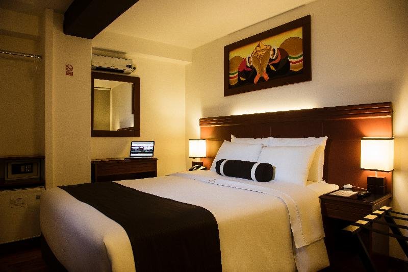 Фото Hotel Ferre Cusco