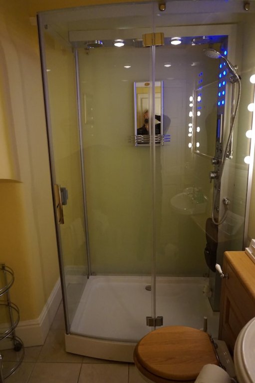 Фото Moresby Hall