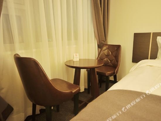 Фото Yongin Central Co'op Hotel