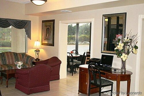 Гостиница Regency Inn & Suites Macon