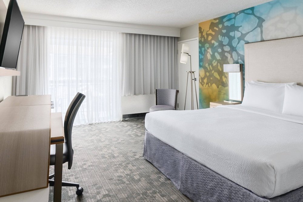 Фото Courtyard by Marriott Lake Buena Vista at Vista Centre