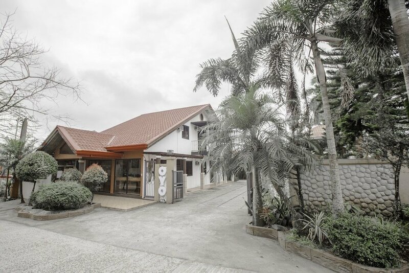 Гостиница Sierra Traveller’s Inn Holy Spirit в Тагайтае