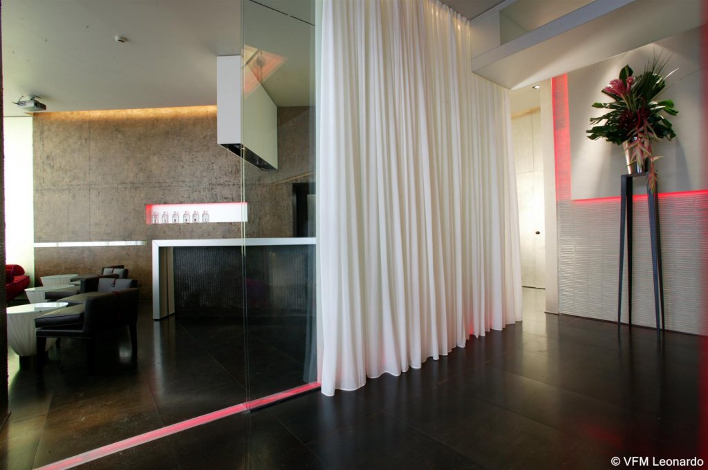 Фото Sina The Gray